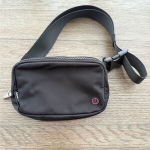 Lululemon Everyday Belt Crossbody Bag